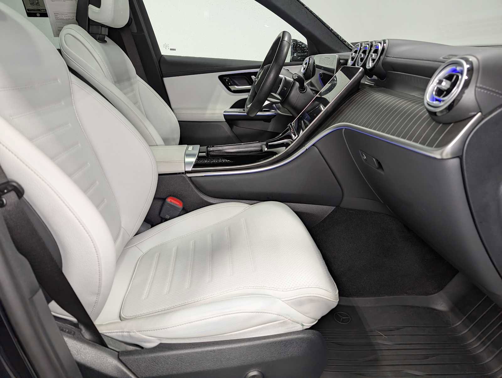 Certified 2023 Mercedes-Benz GLC 300 4MATIC image 39