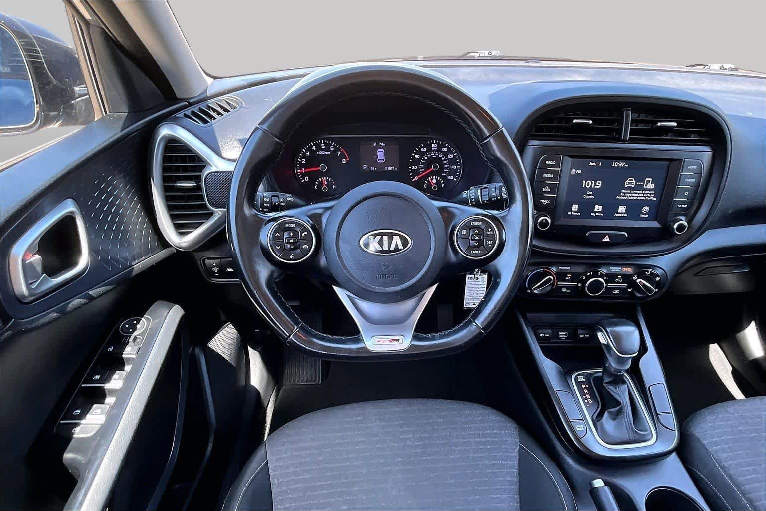 Used 2020 Kia Soul GT-Line FWD image 6