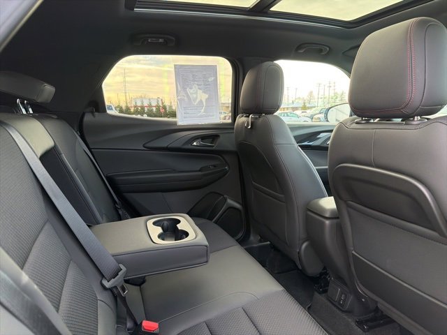 Used 2023 Chevrolet TrailBlazer RS w/ Sun and Liftgate Package image 33