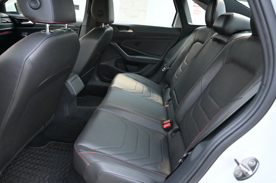 Used 2019 Volkswagen Jetta GLI Autobahn FWD image 19