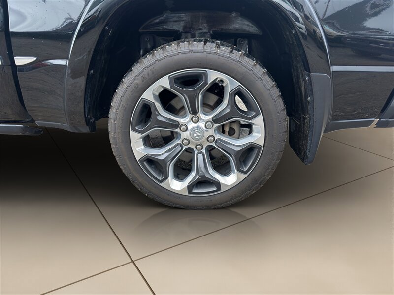 Used 2022 RAM 1500 Limited w/ Body-Colour Bumper Group AWD/4WD image 26