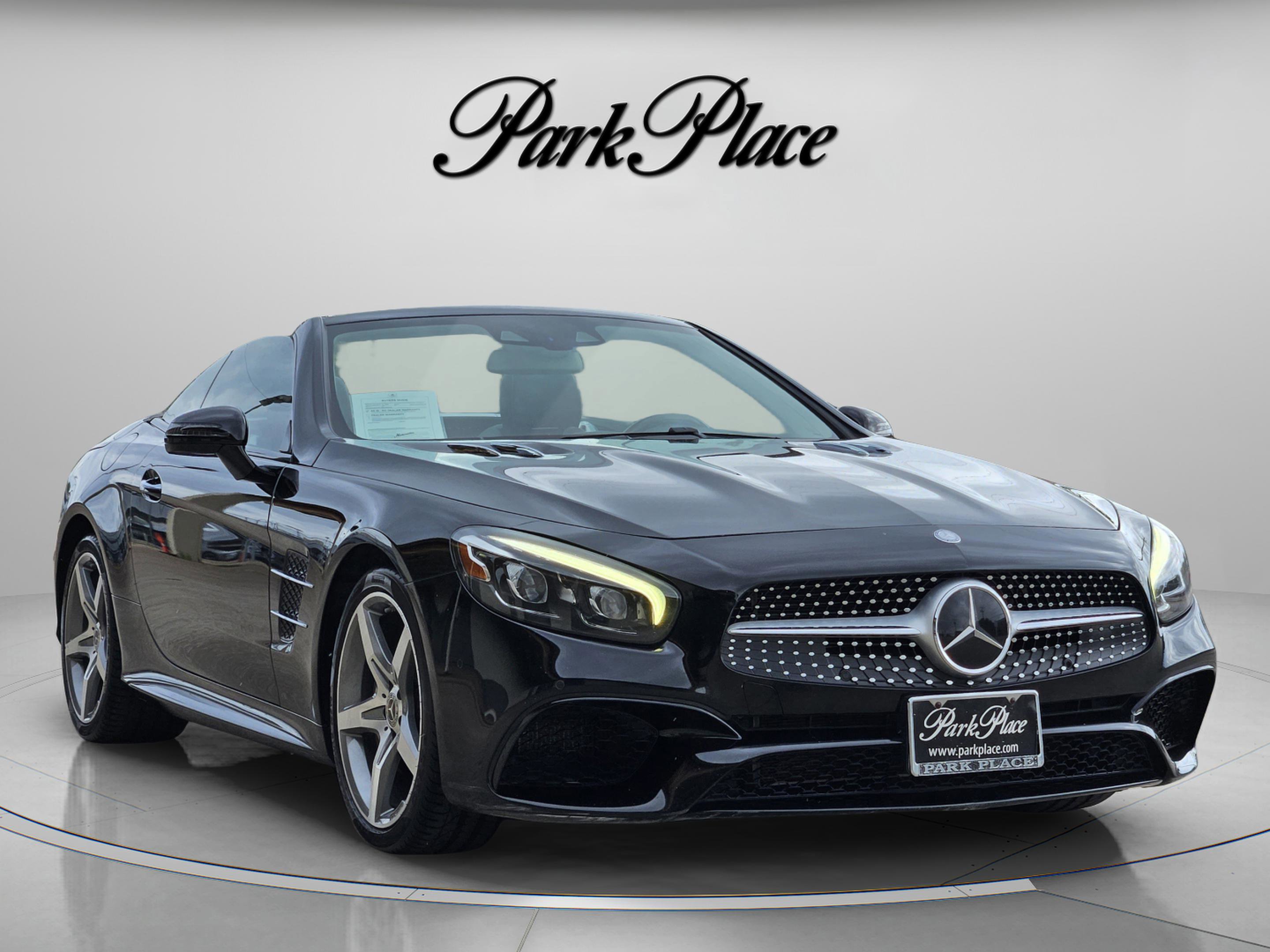 Used 2017 Mercedes-Benz SL 550 image 7