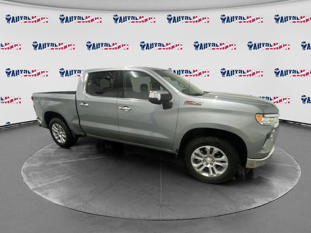 Used 2025 Chevrolet Silverado 1500 LTZ AWD/4WD image 2