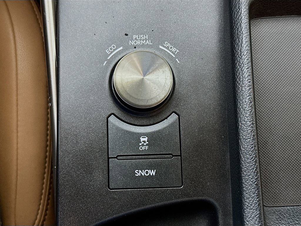 Used 2016 Lexus IS 300 AWD w/ Premium Package image 40