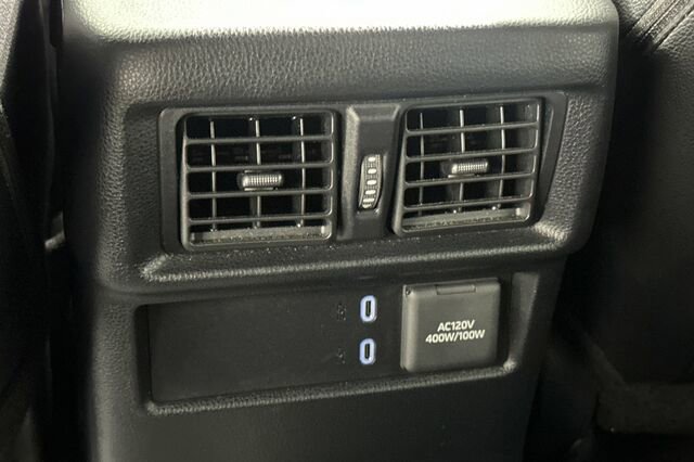 Used 2025 Toyota 4Runner 4WD image 14