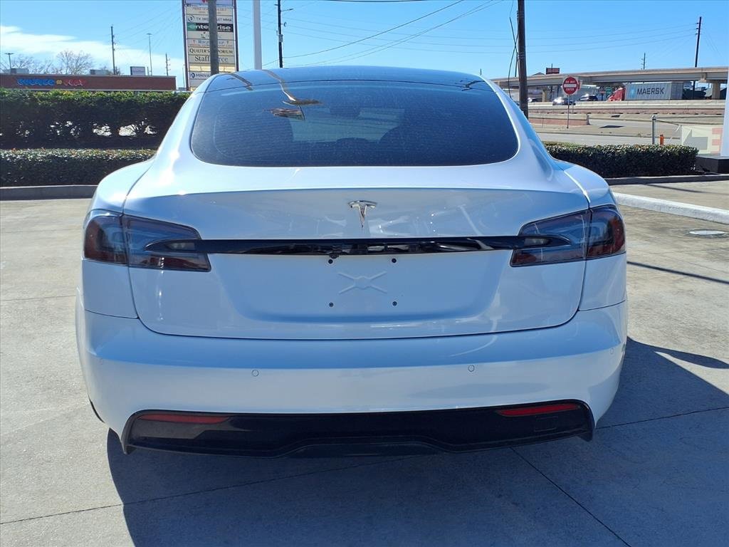 Used 2022 Tesla Model S image 4