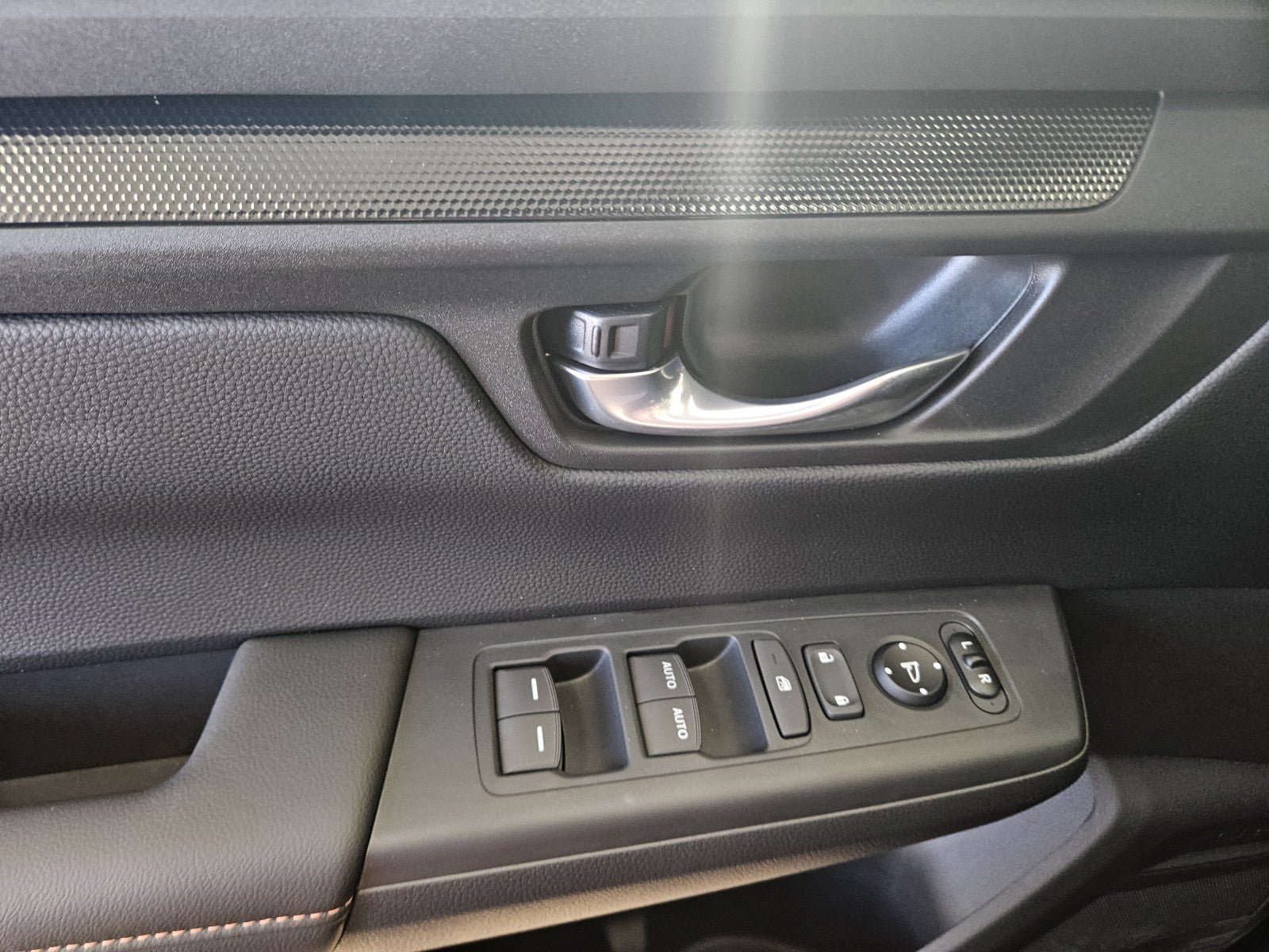 New 2027 Honda CR-V Sport image 30
