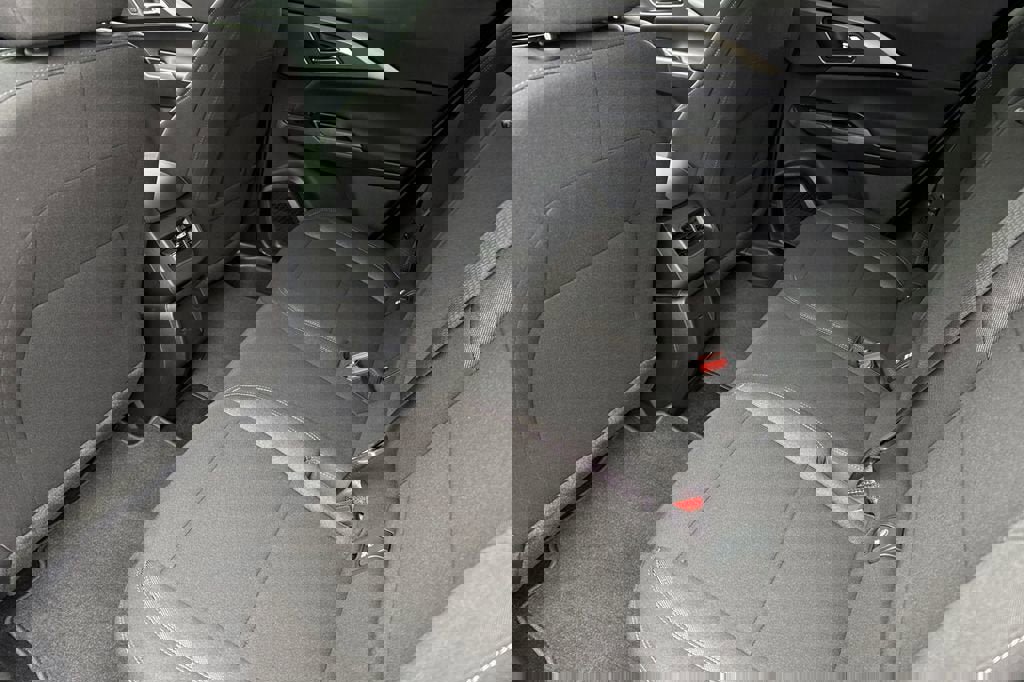 New 2026 Chevrolet Equinox EV LT w/ LPO, Blackout Package image 12