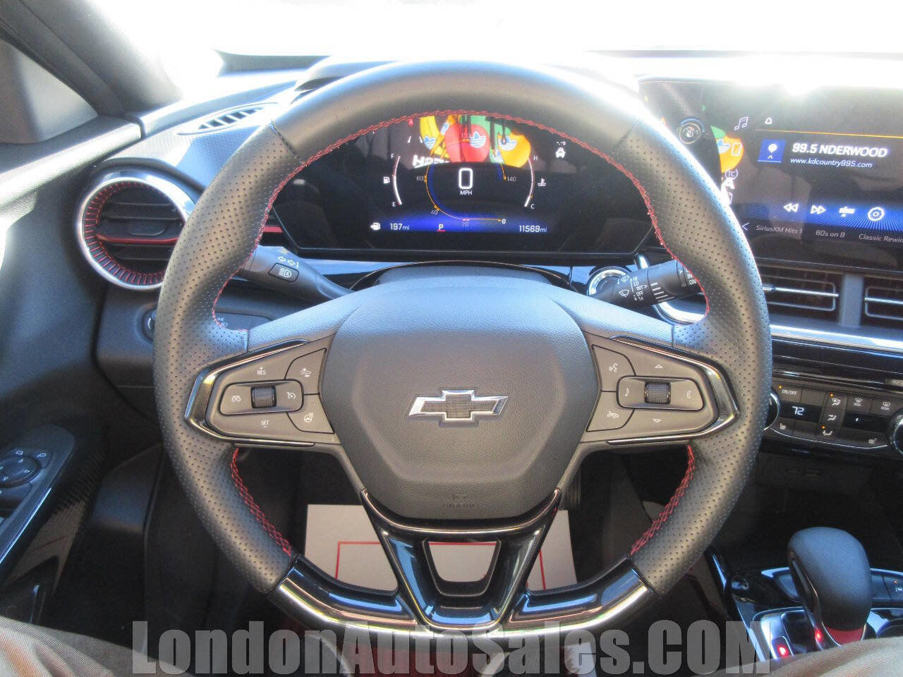 Used 2024 Chevrolet Trax RS w/ Driver Confidence Package image 10