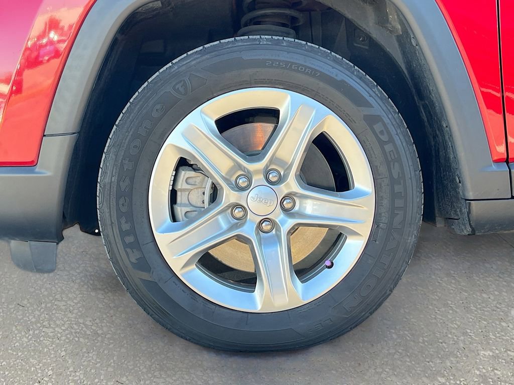 Certified 2023 Jeep Compass Latitude w/ Convenience Group image 27