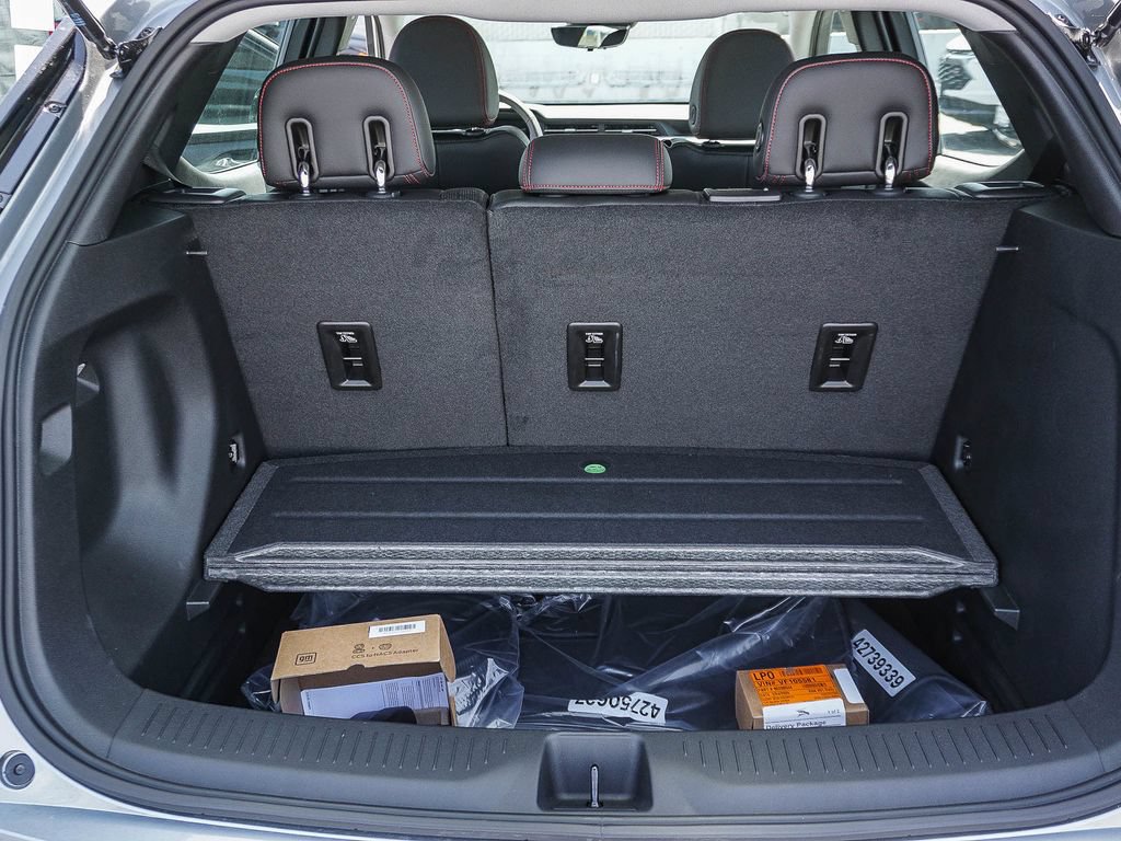 New 2027 Chevrolet Bolt RS w/ Technology Package FWD image 24