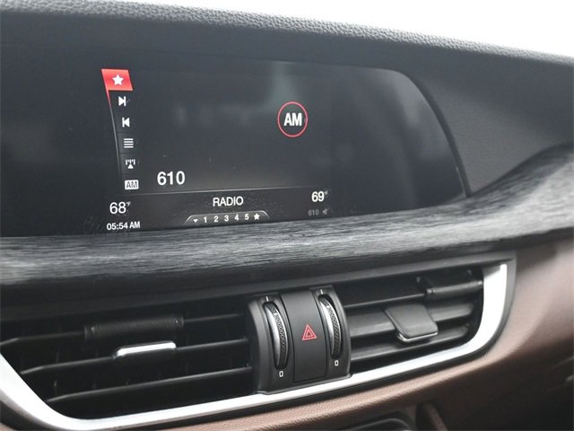 Used 2019 Alfa Romeo Stelvio Sprint w/ Nero Edizione image 23