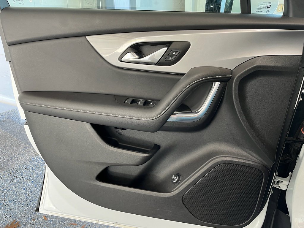 Used 2024 Chevrolet Blazer LT w/ Convenience Package image 27