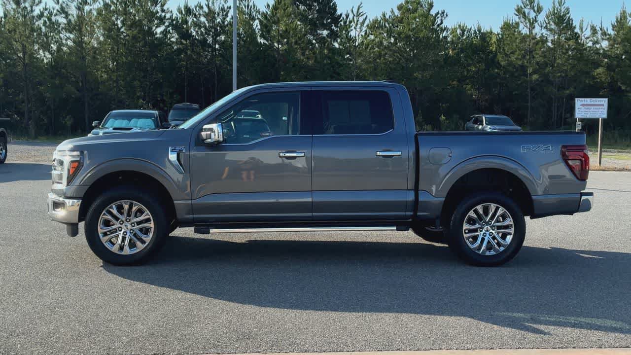 Used 2025 Ford F150 Lariat w/ Equipment Group 501A Mid AWD/4WD image 5