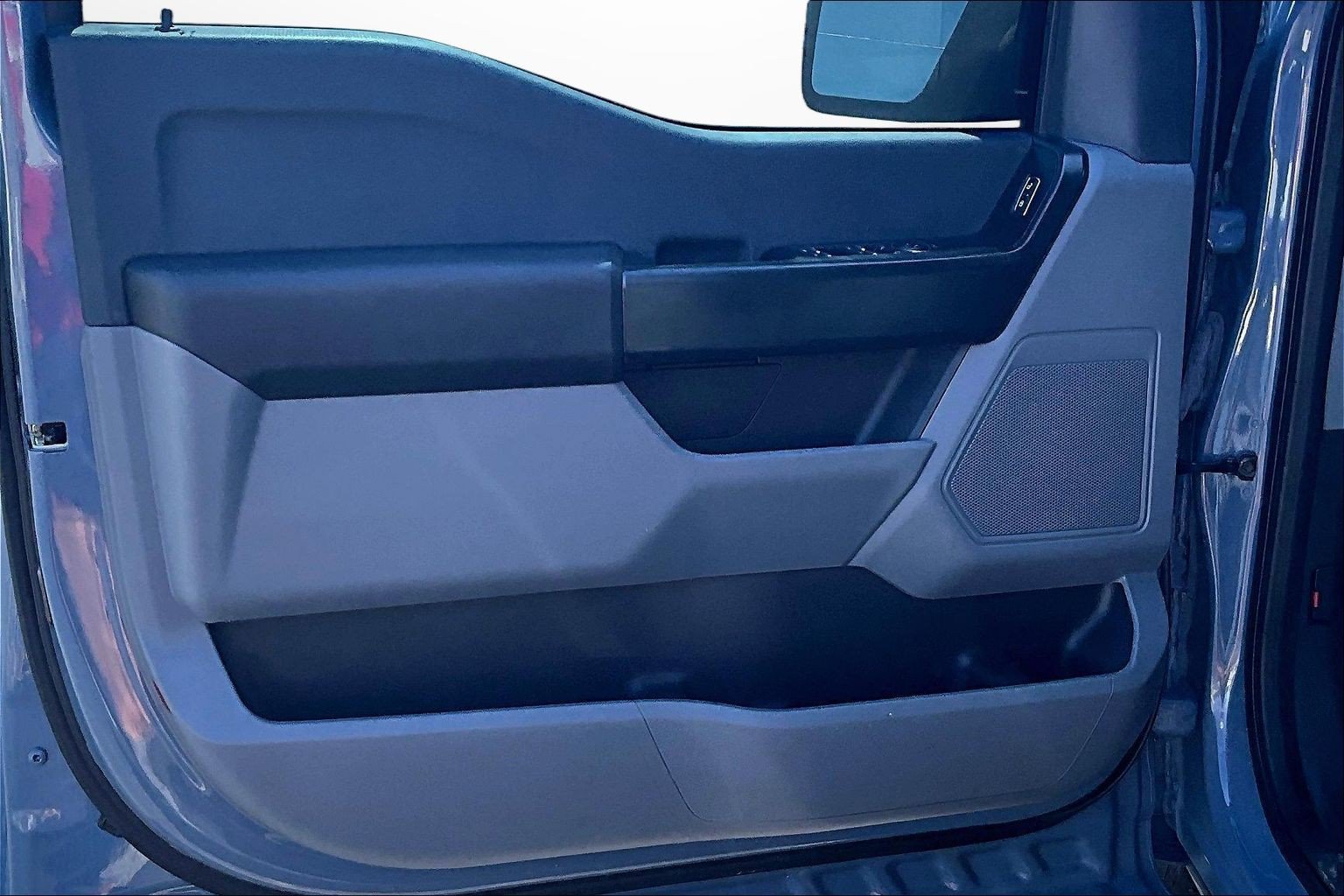 Used 2023 Ford F150 Lightning Pro AWD/4WD image 25