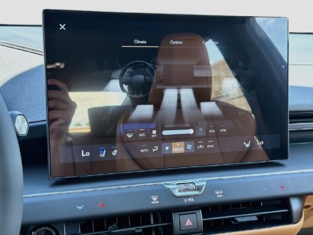 New 2026 Lexus ES 350e w/ Convenience Package FWD image 36