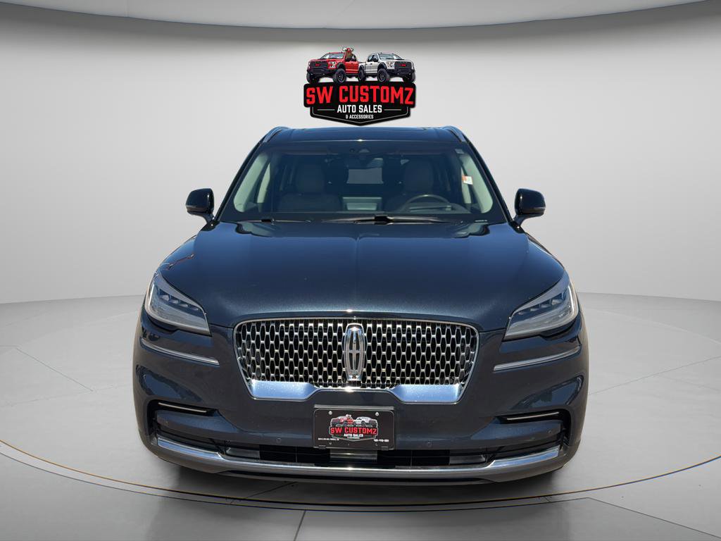 Used 2023 Lincoln Aviator Reserve w/ Equipment Group 201A image 2