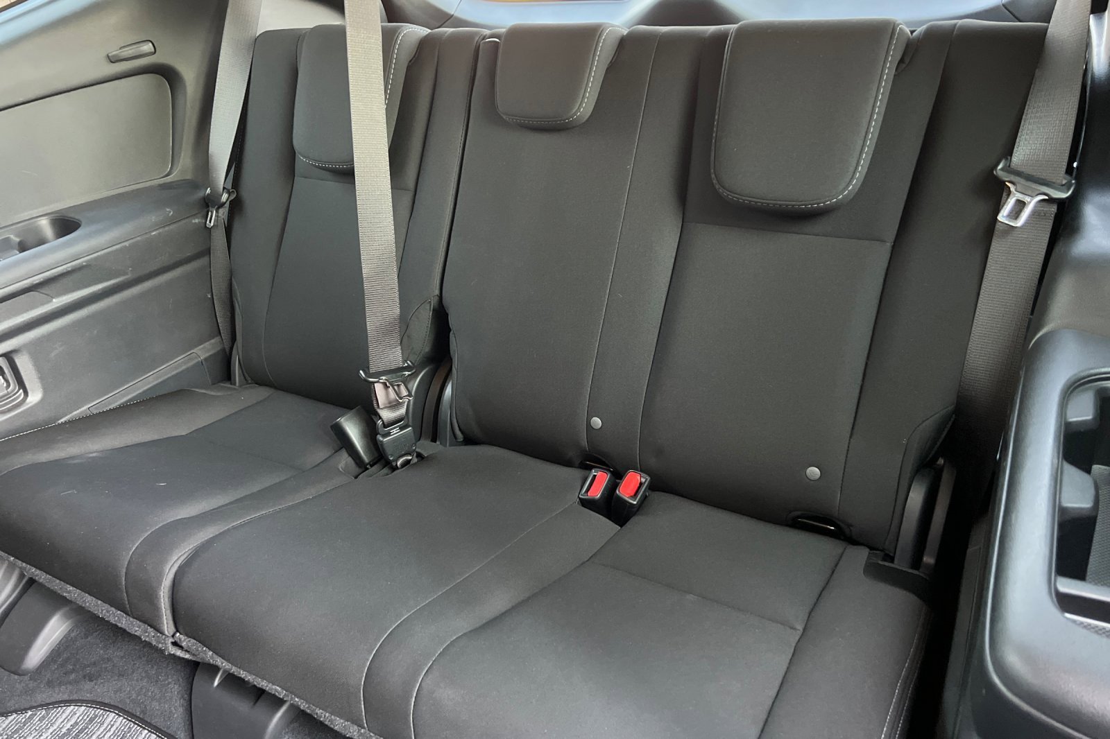 Used 2023 Subaru Ascent Premium w/ Convenience Package image 12