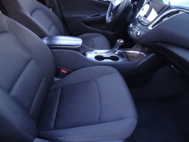 Used 2020 Chevrolet Malibu LT FWD image 12