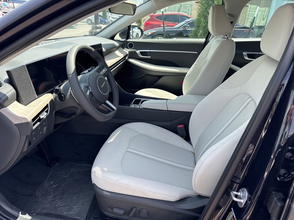 New 2025 Hyundai Sonata SEL image 8