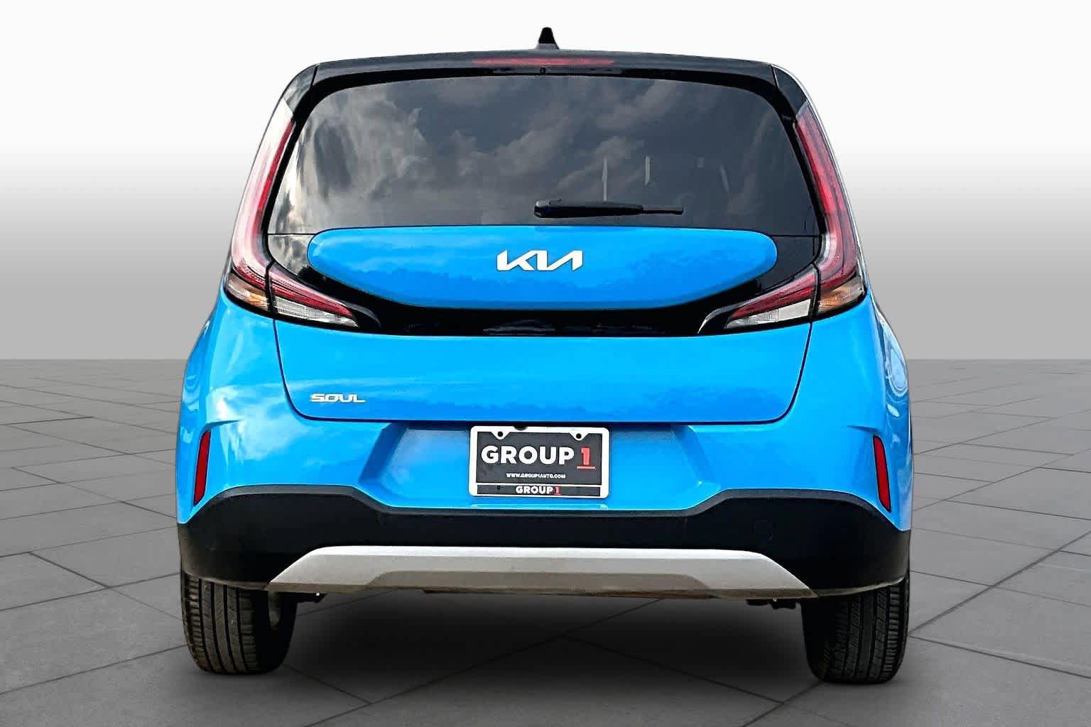 Used 2024 Kia Soul S FWD image 5