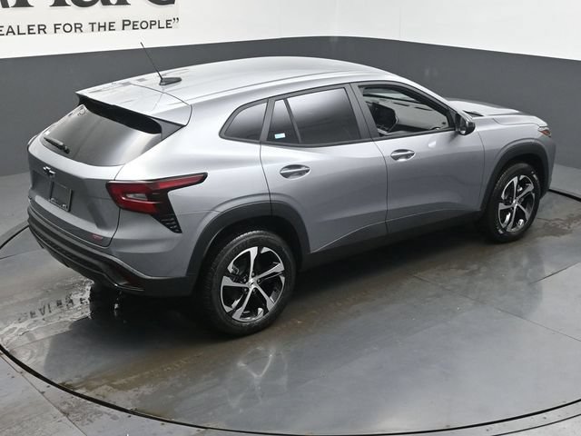 New 2026 Chevrolet Trax RS w/ Driver Confidence Package FWD image 18