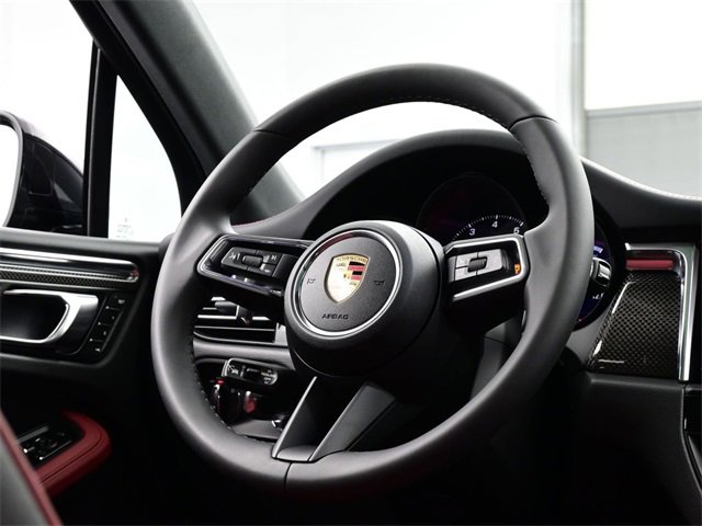 New 2026 Porsche Macan image 22