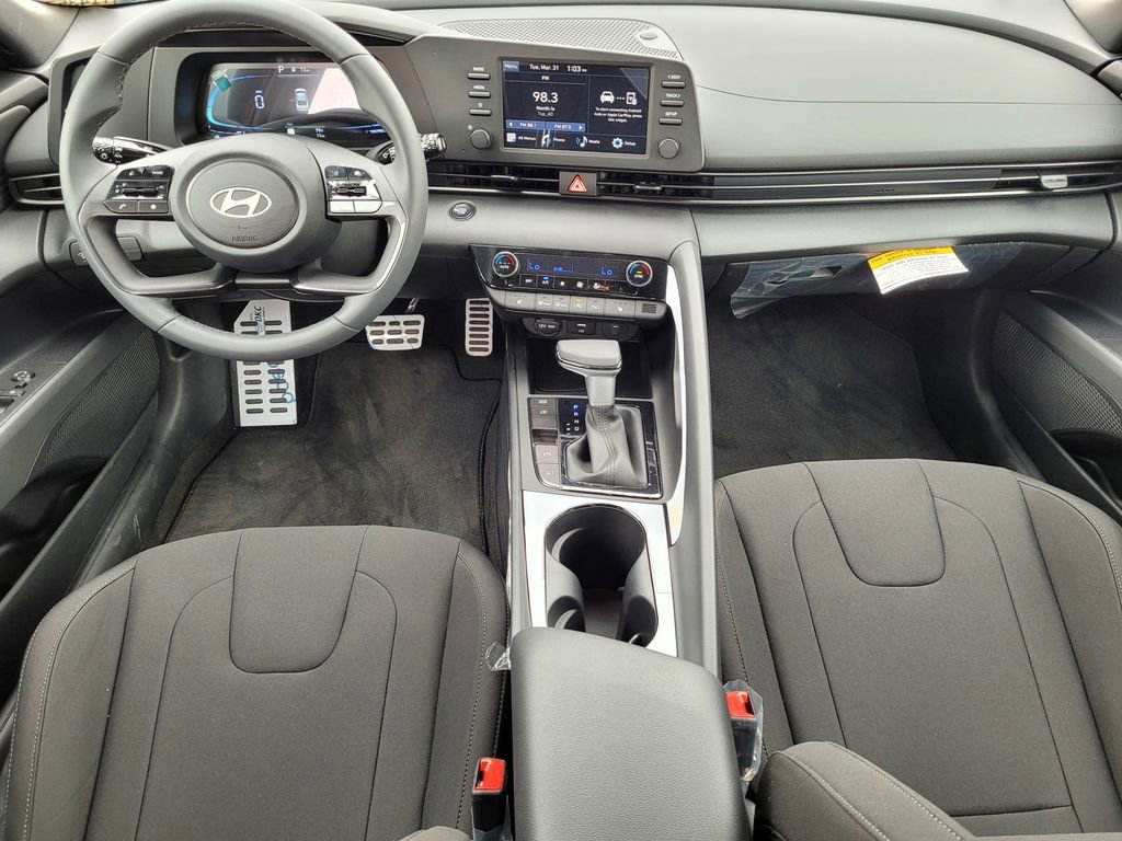 New 2026 Hyundai Elantra SEL Sport image 10