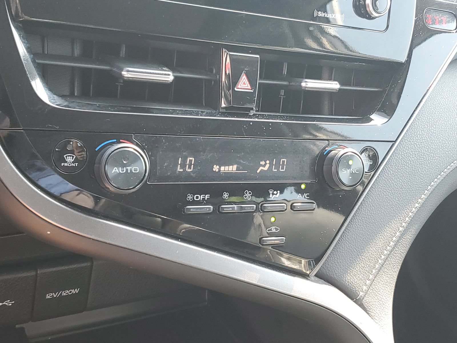 Certified 2024 Toyota Camry SE FWD image 27