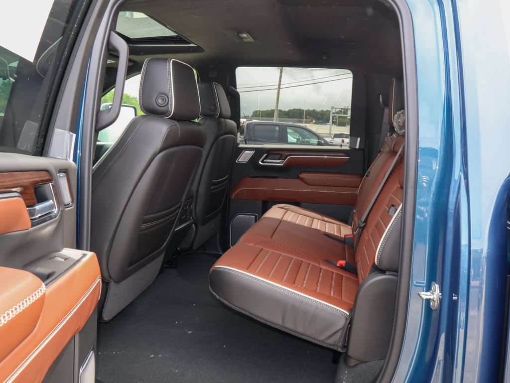 New 2026 GMC Sierra 3500 Denali Ultimate AWD/4WD image 12