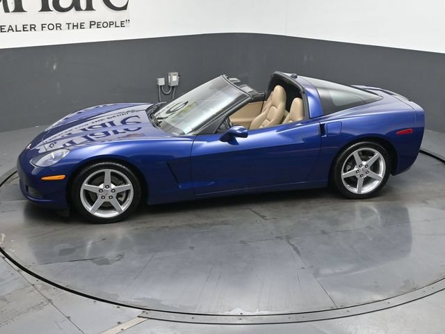 Used 2005 Chevrolet Corvette Coupe w/ Preferred Equipment Group RWD image 58