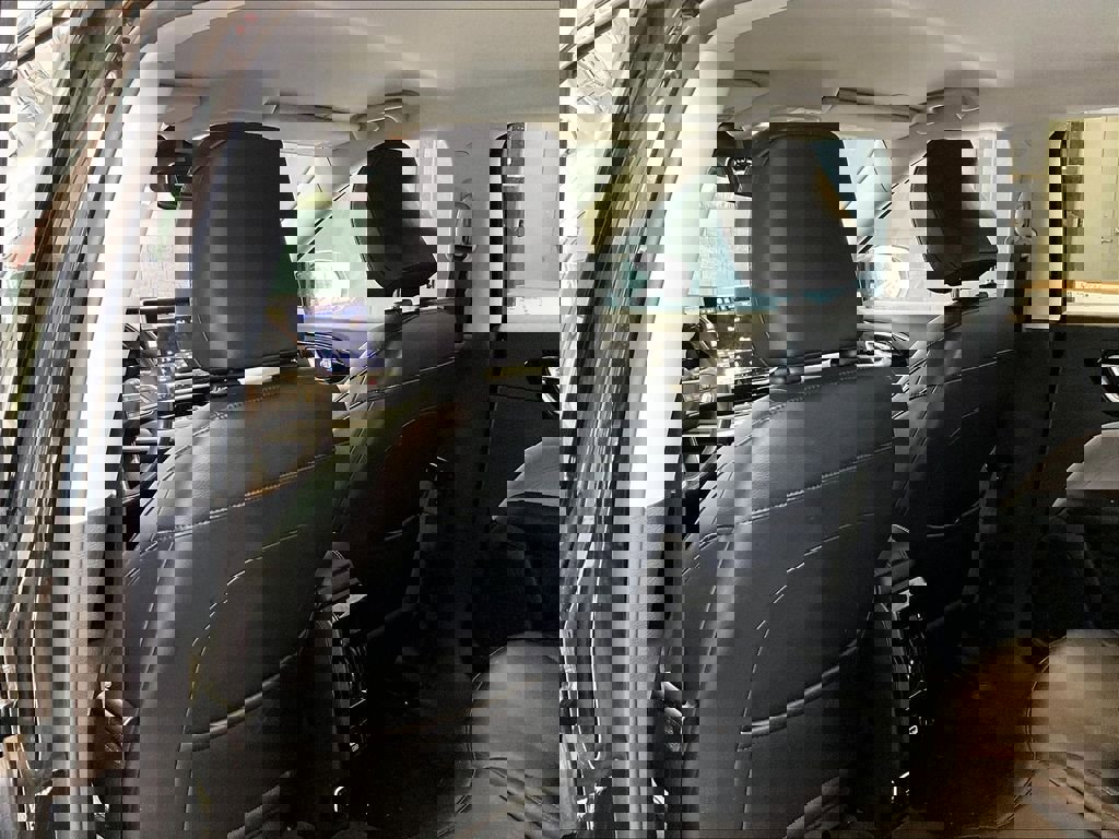 Used 2022 Jeep Compass Limited image 22