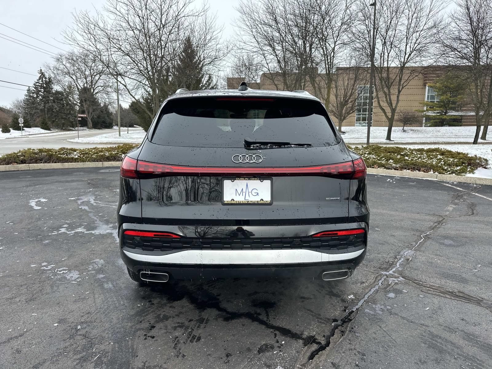 Used 2025 Audi Q5 Premium Plus AWD/4WD image 6
