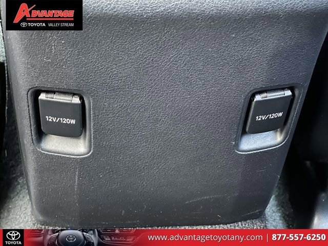 Used 2017 Toyota 4Runner SR5 Premium AWD/4WD image 16