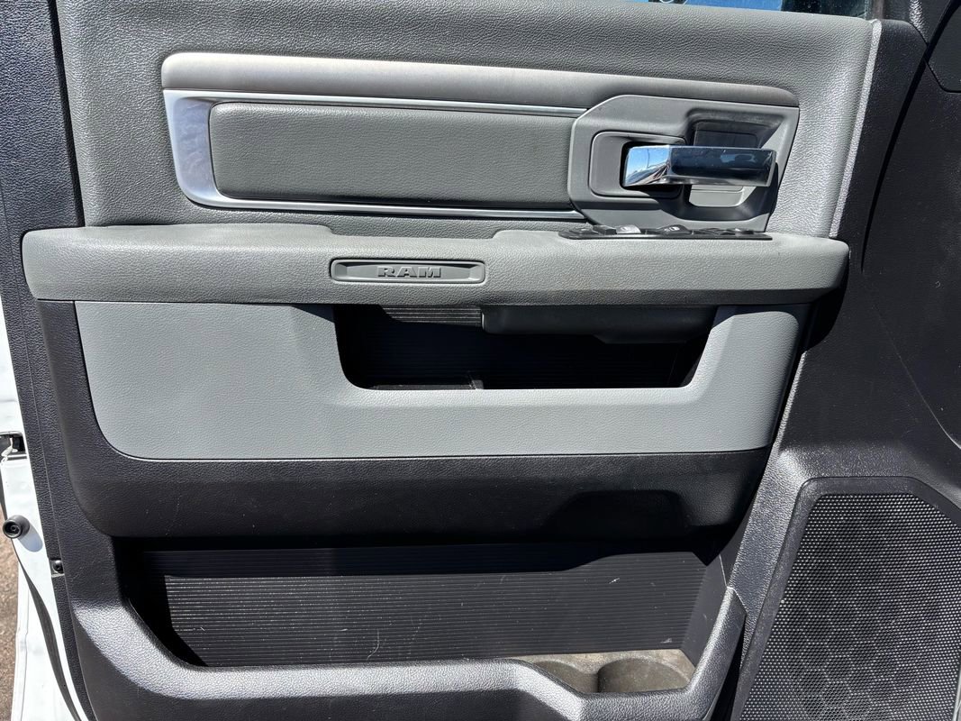 Used 2016 RAM 2500 SLT image 9