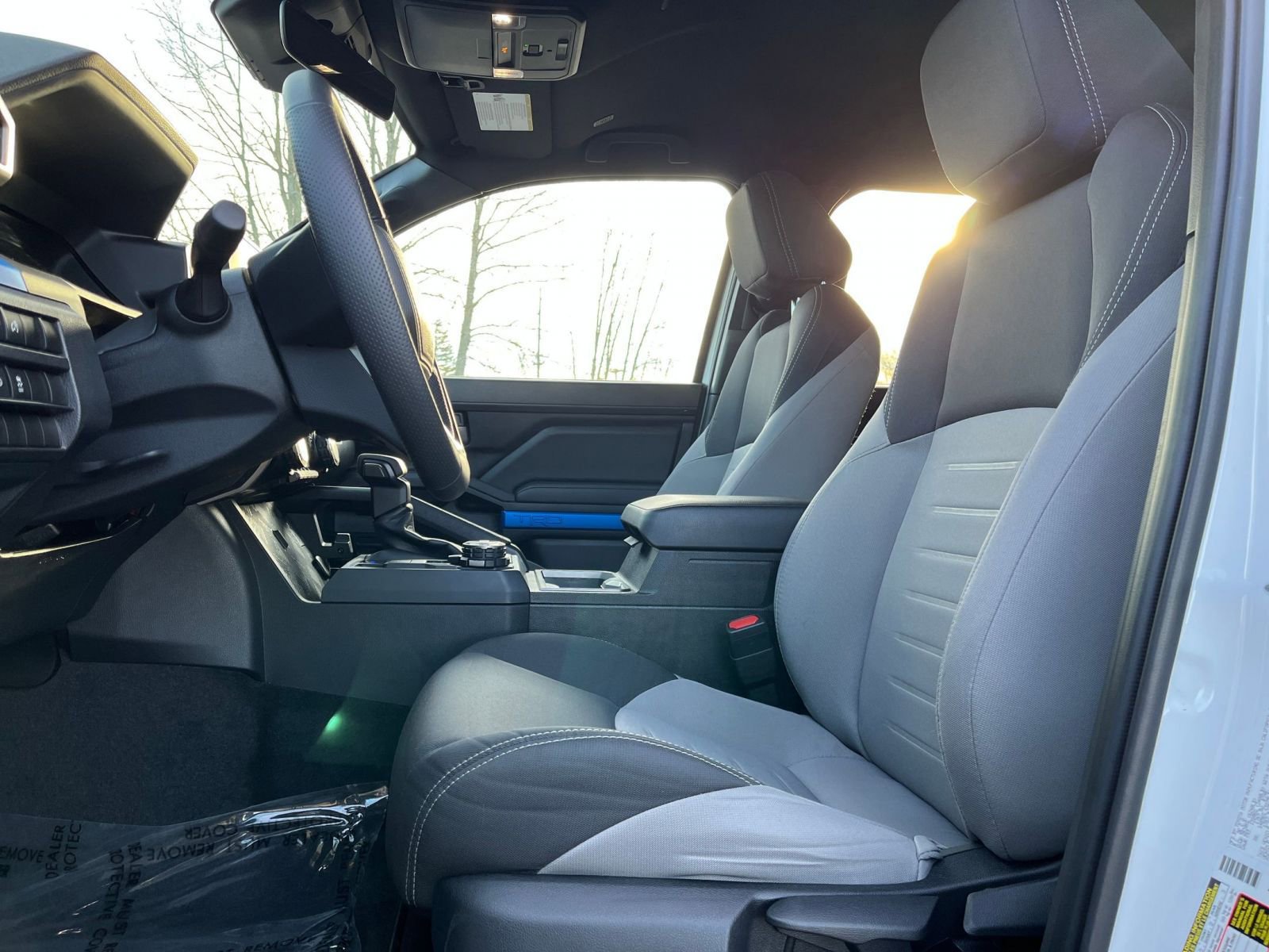 Used 2025 Toyota Tacoma TRD Off-Road image 28