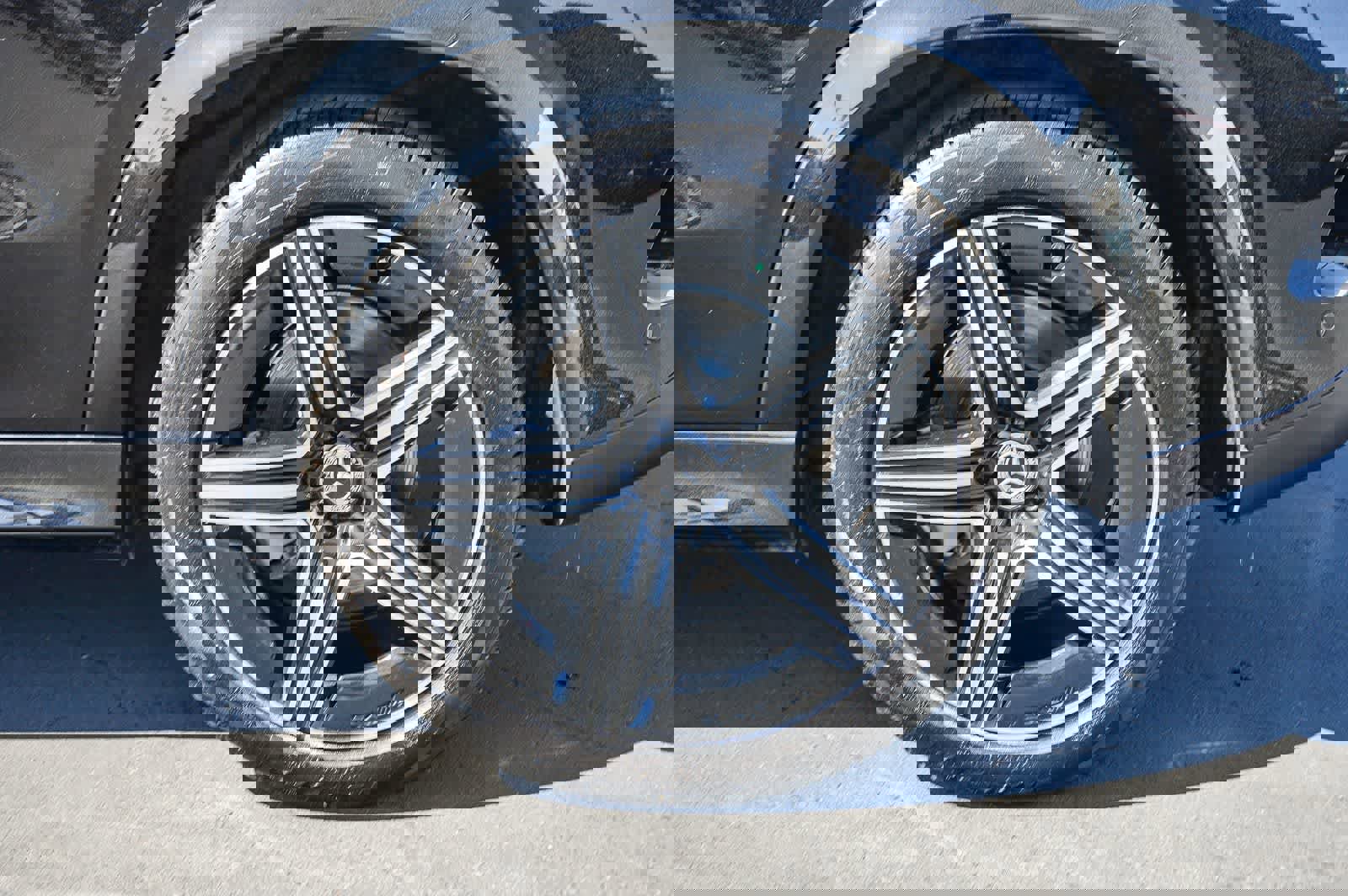 Used 2025 Mercedes-Benz GLE 350 4MATIC image 8