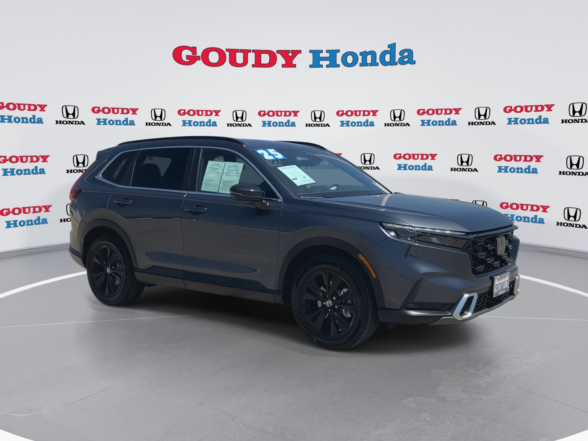 Used 2025 Honda CR-V Sport Touring image 2