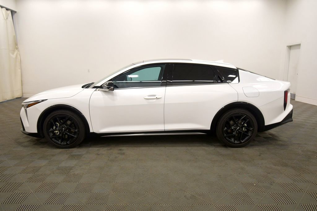 Certified 2025 Kia K4 GT-Line Turbo FWD image 4