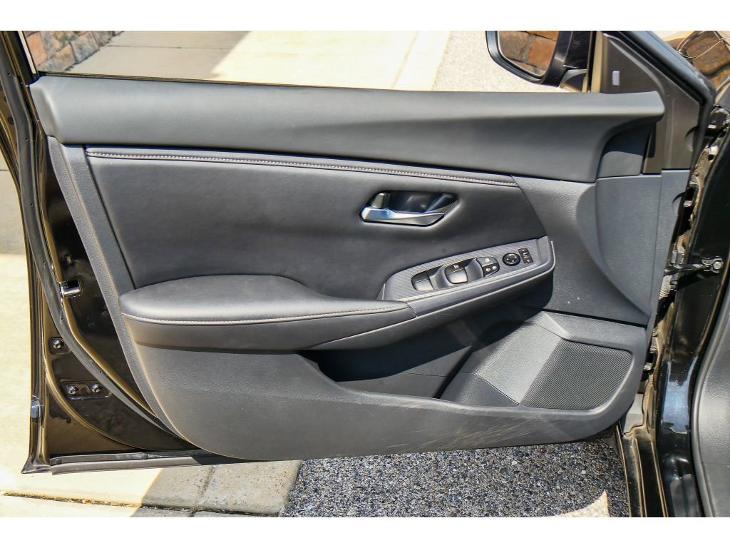 Used 2023 Nissan Sentra SV w/ All-Weather Package image 9