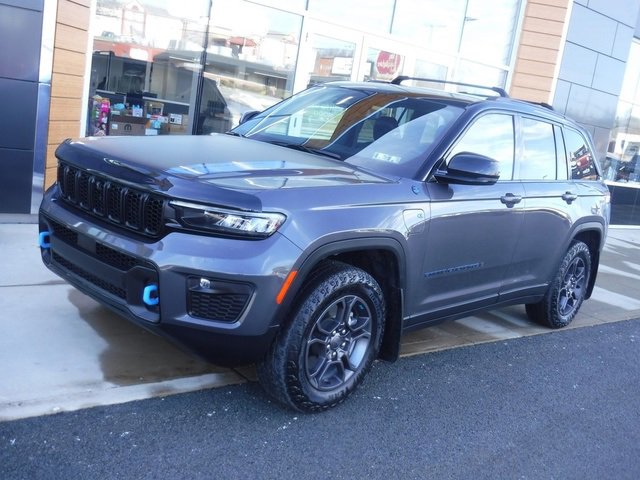 Used 2023 Jeep Grand Cherokee Trailhawk w/ Luxury Tech Group III