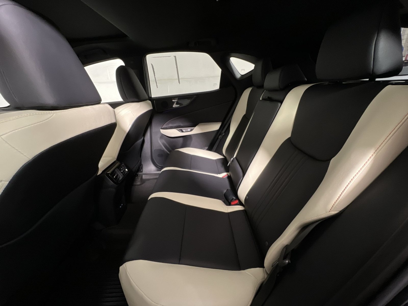 Used 2023 Lexus NX 350 AWD image 24