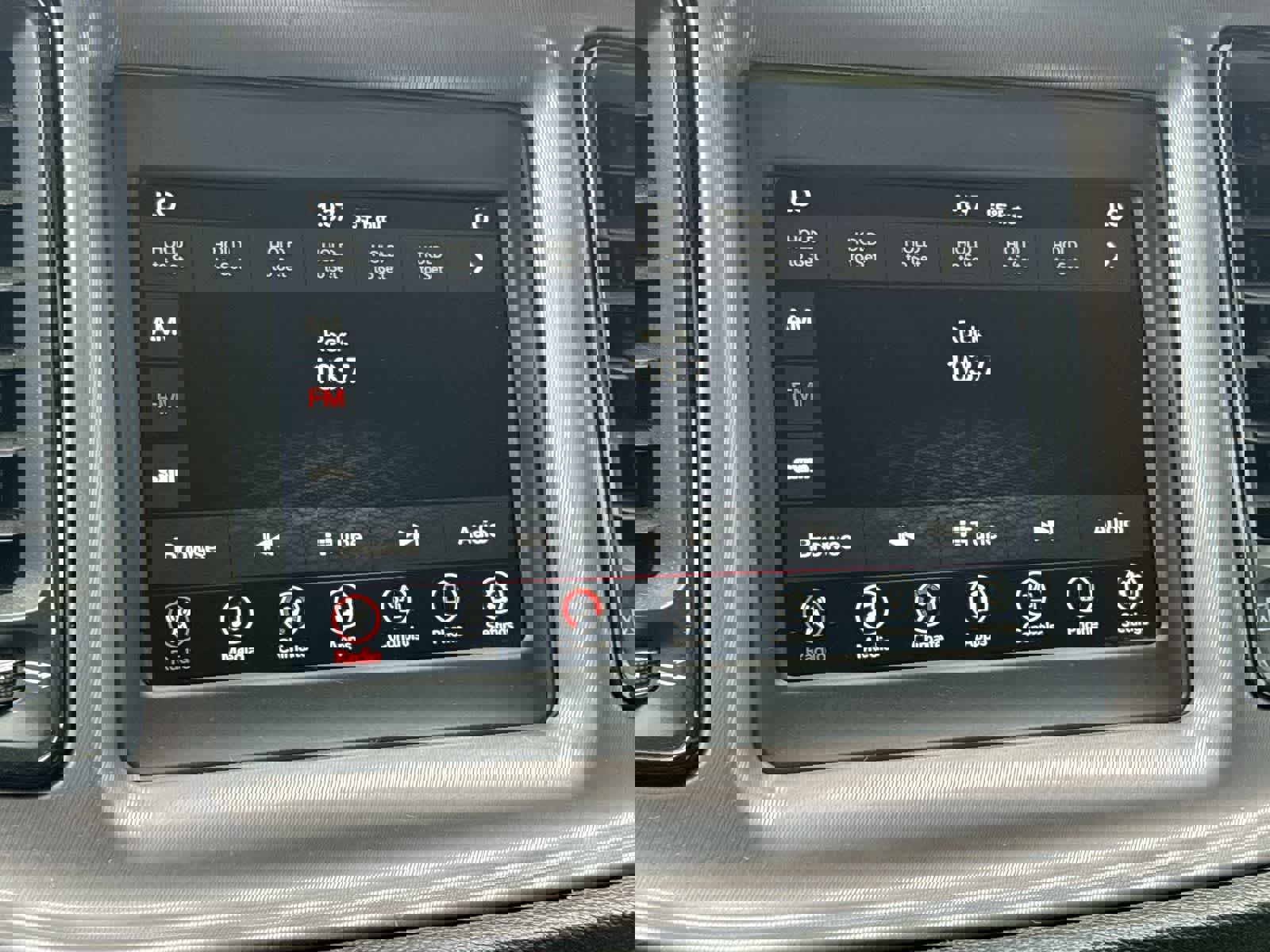 Used 2023 Dodge Challenger SXT w/ Blacktop Package image 12