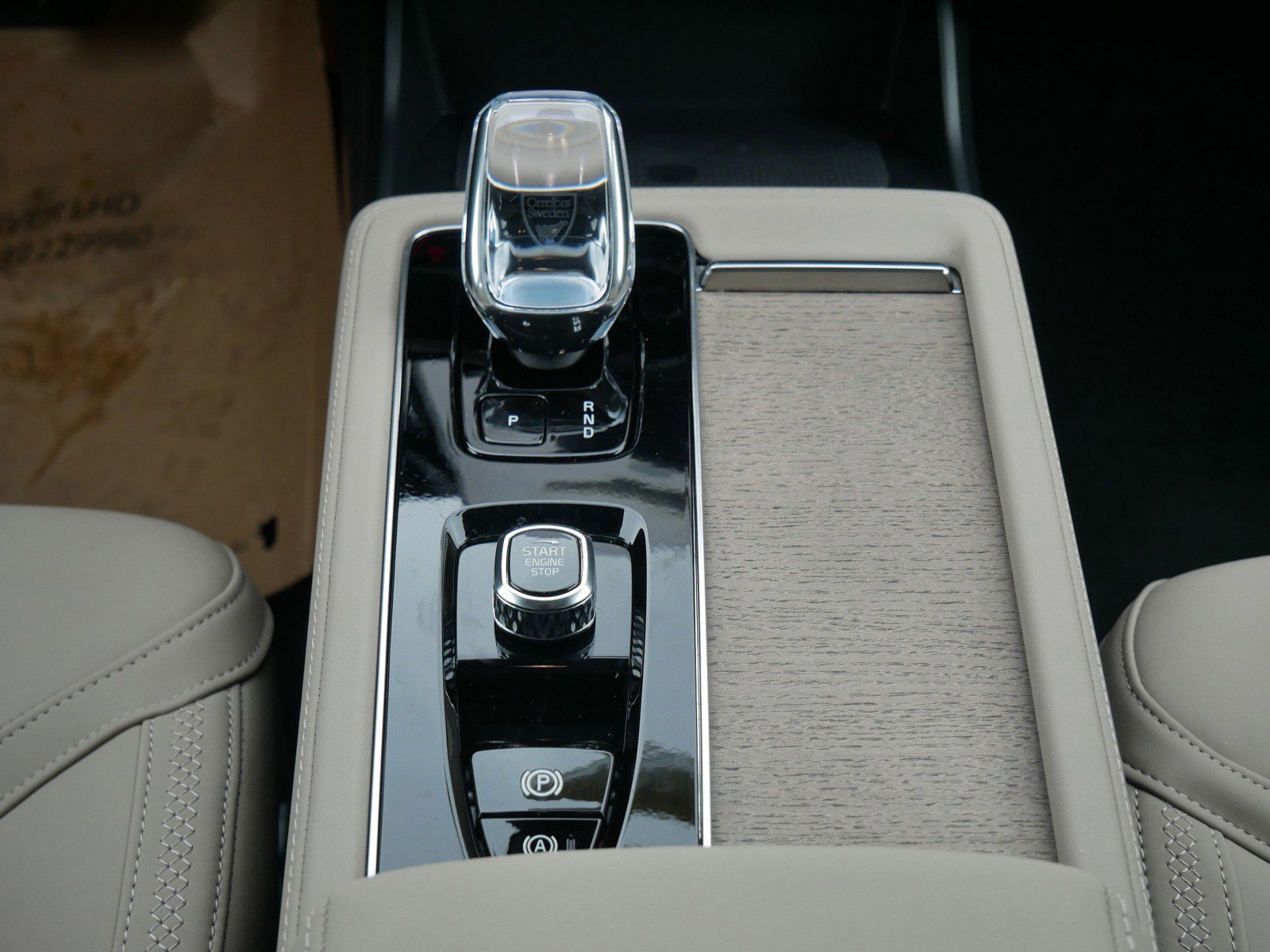 New 2026 Volvo XC90 B6 Plus w/ Protection Package image 9