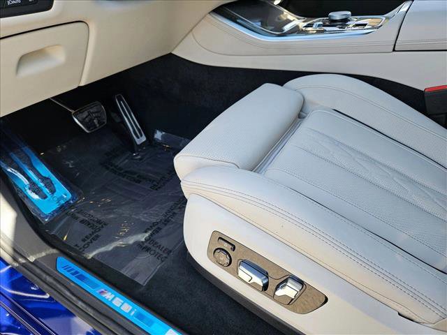 New 2026 BMW X5 M60i w/ Climate Comfort Package AWD/4WD video 4