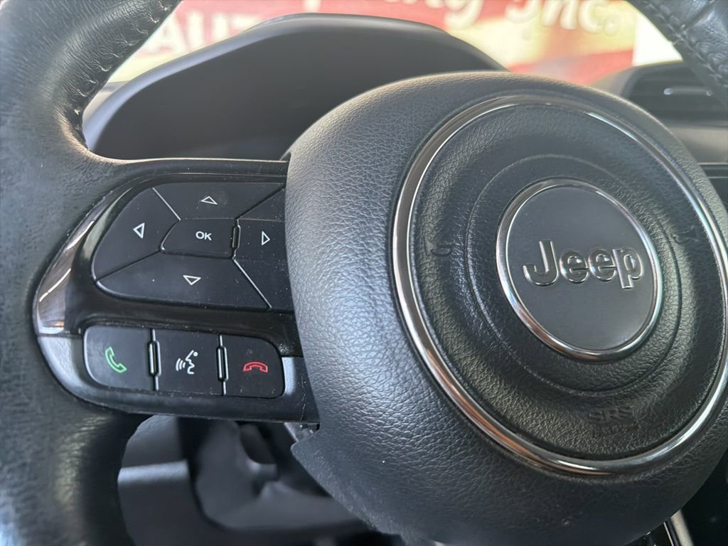Used 2018 Jeep Renegade Altitude image 20