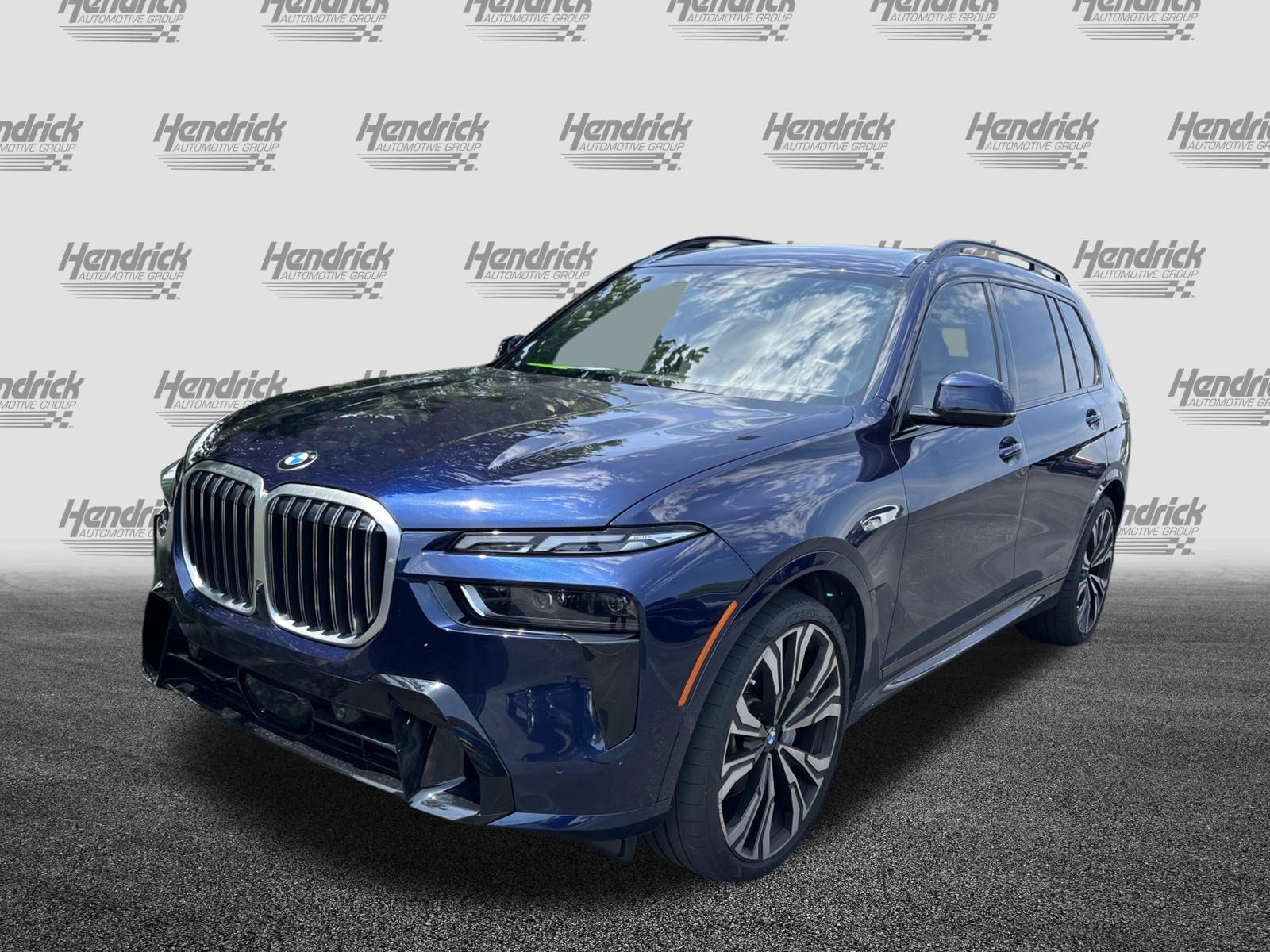Certified 2023 BMW X7 xDrive40i w/ M Sport Package AWD/4WD image 9