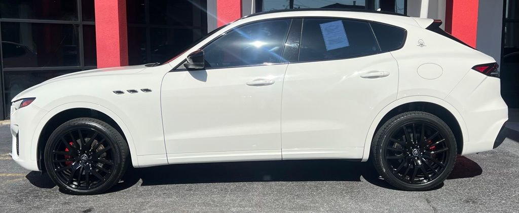 Used 2021 Maserati Levante image 5