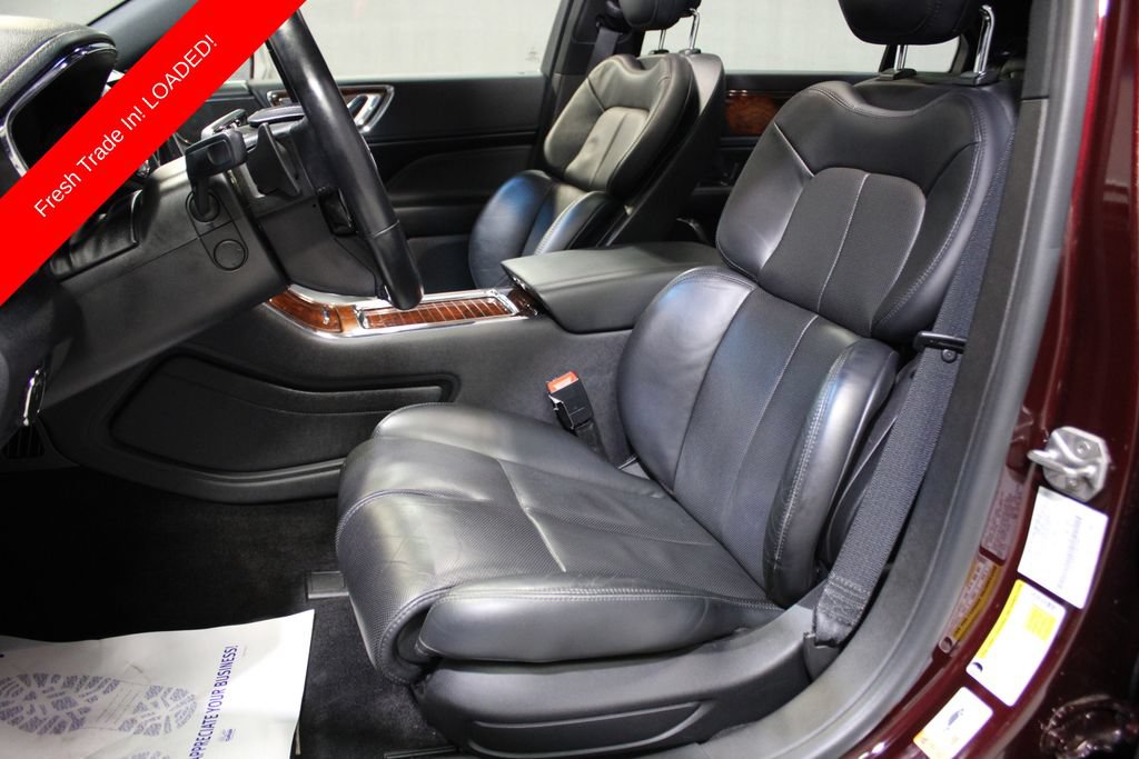 Used 2018 Lincoln Continental Reserve AWD/4WD image 5