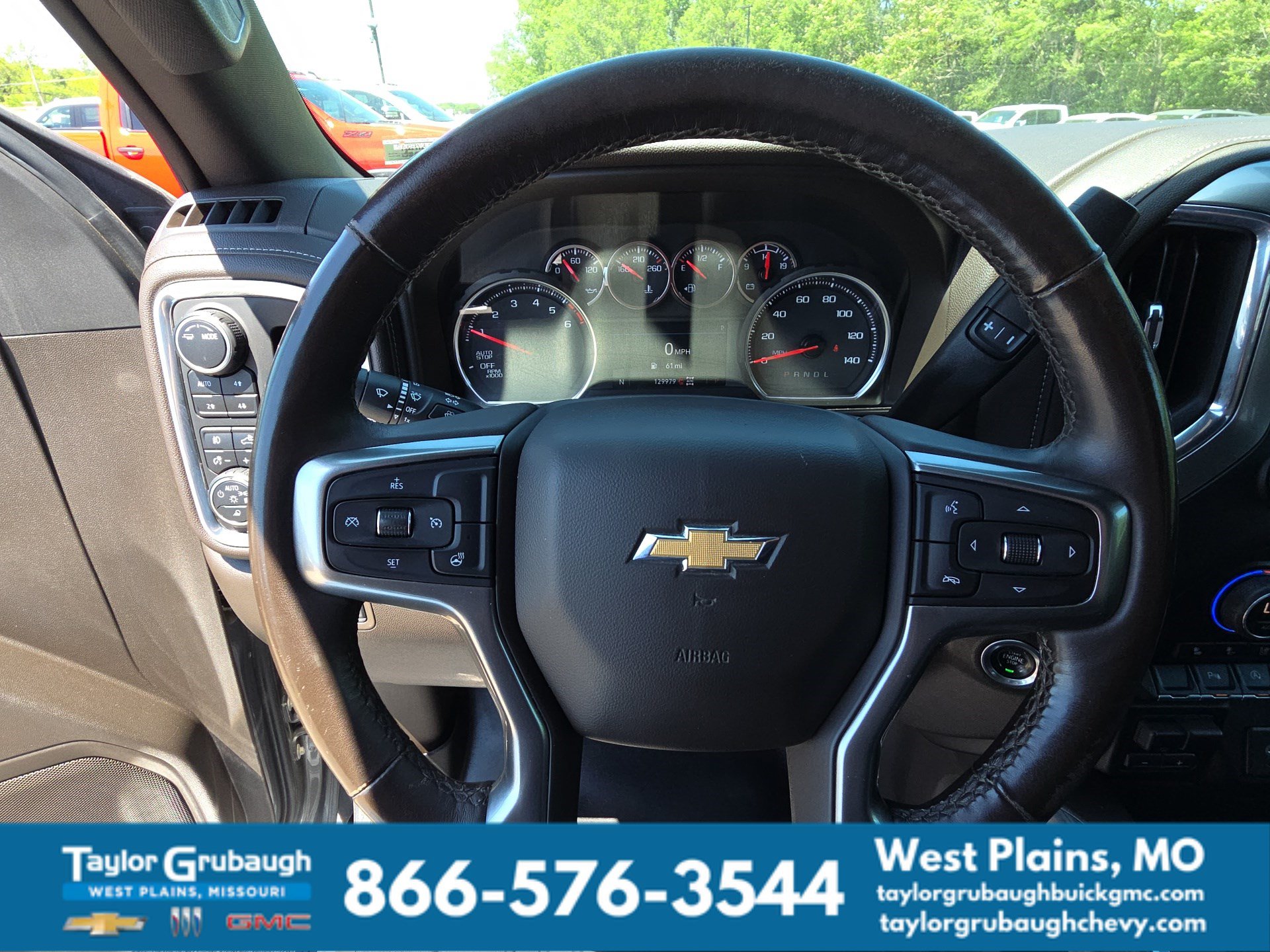 Used 2021 Chevrolet Silverado 1500 LTZ w/ Z71 Off-Road Package AWD/4WD image 19